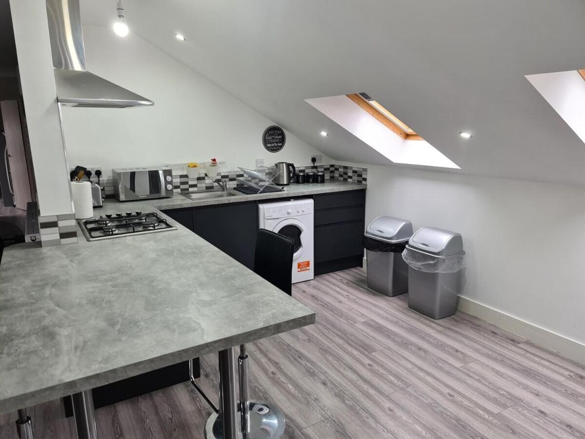 Sav Apartments - 2 Bed Cosy Flat Saffron เลสเตอร์ ห้อง รูปภาพ