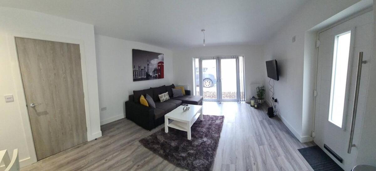 Sav Apartments - 2 Bed Cosy Flat Saffron เลสเตอร์ ห้อง รูปภาพ