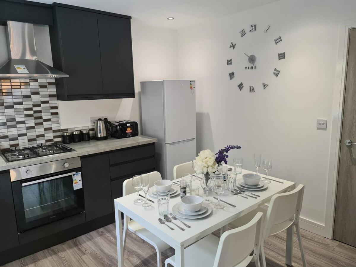 Sav Apartments - 2 Bed Cosy Flat Saffron เลสเตอร์ ห้อง รูปภาพ