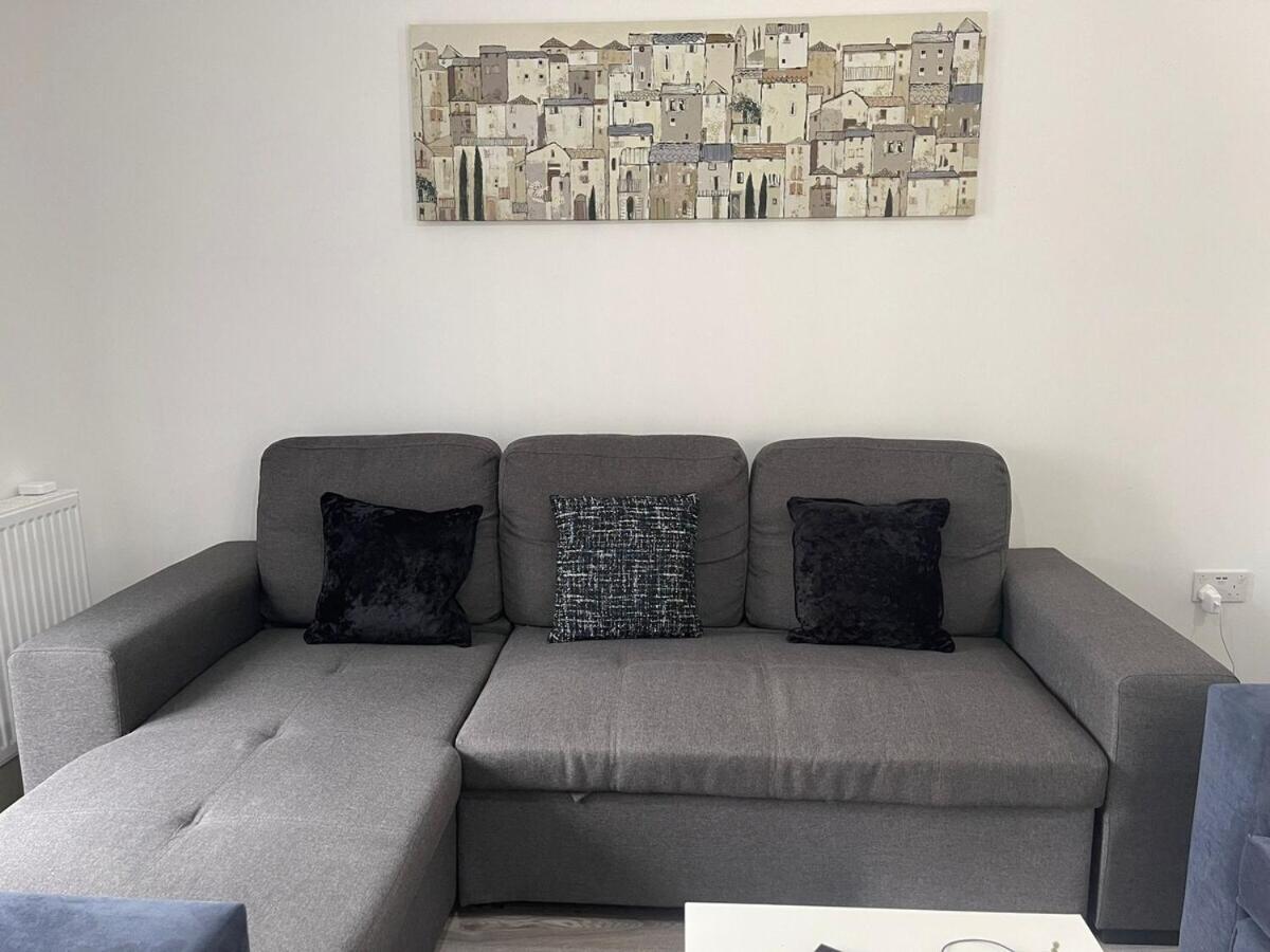 Sav Apartments - 2 Bed Cosy Flat Saffron เลสเตอร์ ห้อง รูปภาพ
