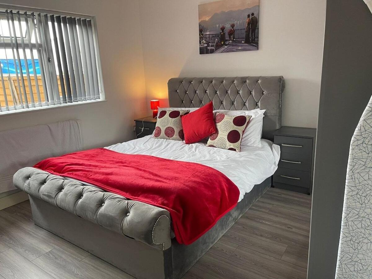 Sav Apartments - 2 Bed Cosy Flat Saffron เลสเตอร์ ห้อง รูปภาพ
